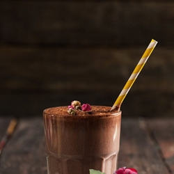SHOTT Chocolate Rose Frappe Recipe with Good Food Warehouse. Best SHOTT Beverages Syrup Wholesaler Australia.