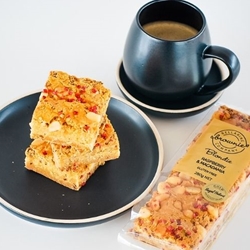 Raspberry Macadamia Blondie | Bellarine Brownie Company | Good Food Warehouse