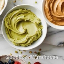 Bakels pistachio drizzle soft serve topping creamy pistachio drizzle