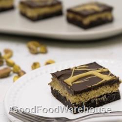 Bakels pistachio crunch soft serve drizzle kadyif pastry pistachio topping